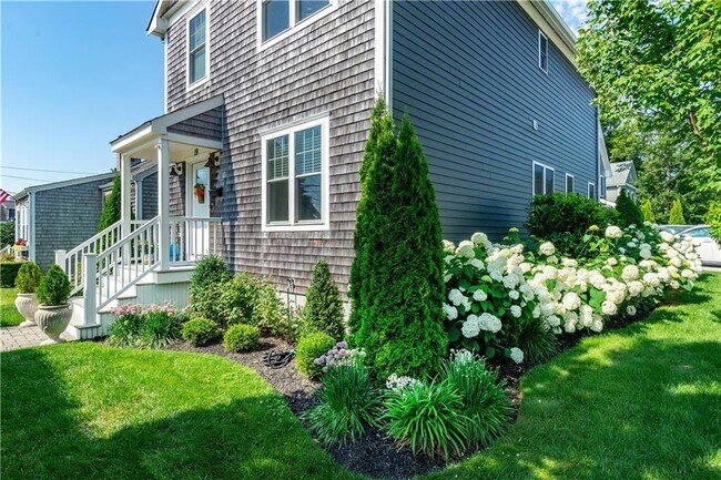 Photo - 19 Eustis Ave