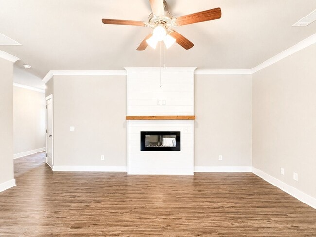Photo - Discover your next home in the heart of Cornelia!