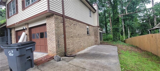 Photo - 2035 Northland Dr NW