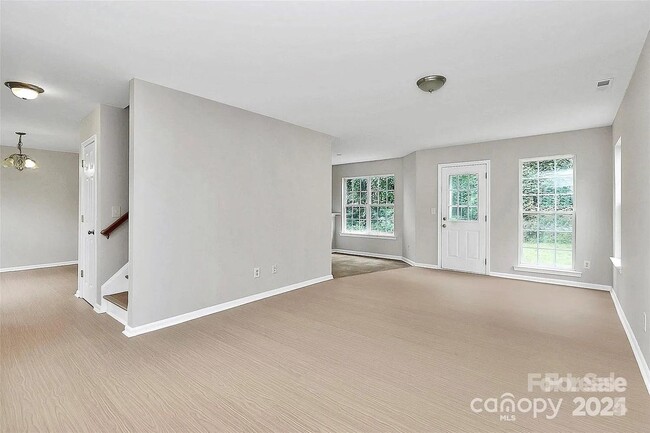 Photo - 3737 Kadey Dr