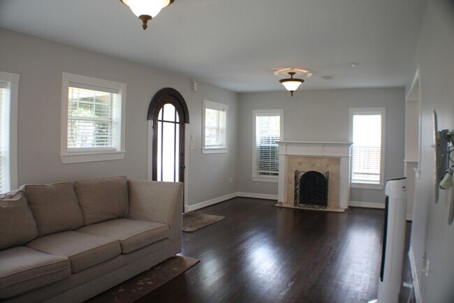 Photo - 8234 Bonner Dr