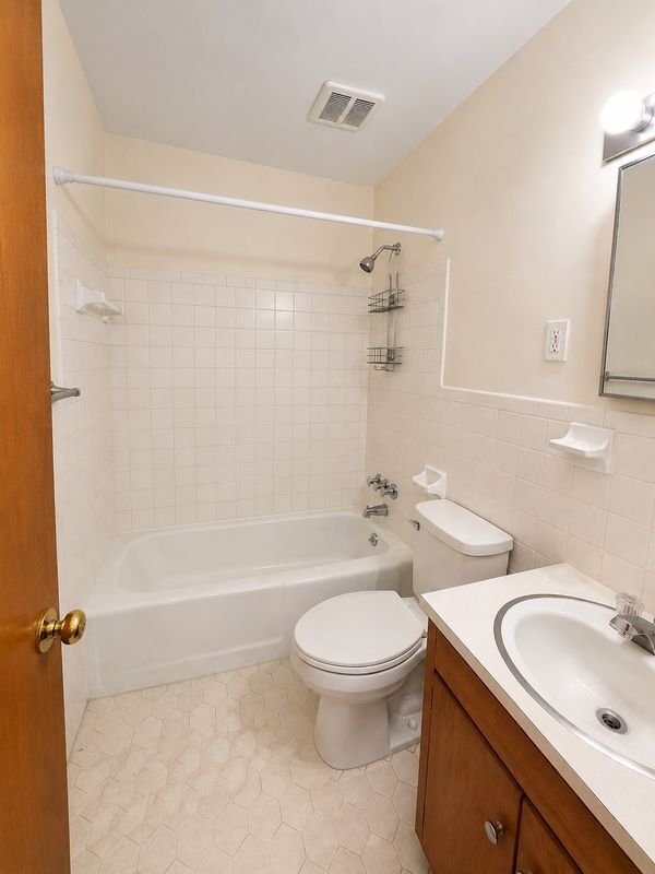 Photo - 403 Market Ave