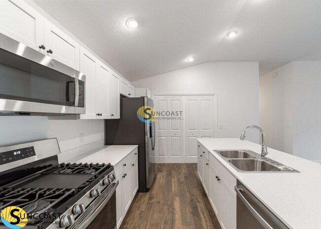 Photo - 1251 Shayla Ter