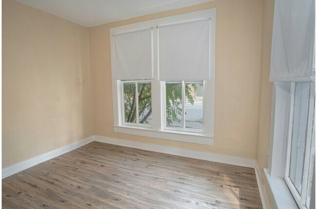 Photo - 111 S Olive St Unit B