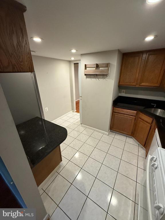 Building Photo - 1404 Northgate Square Unit 4/12B