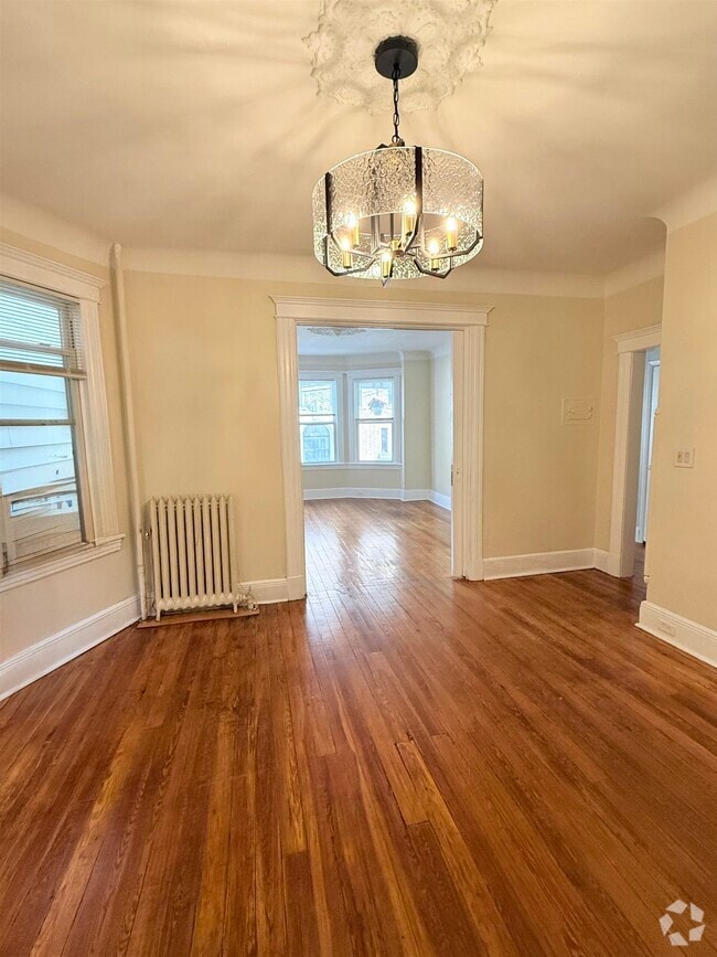 Building Photo - 69 Van Reypen St Unit 1 Rental