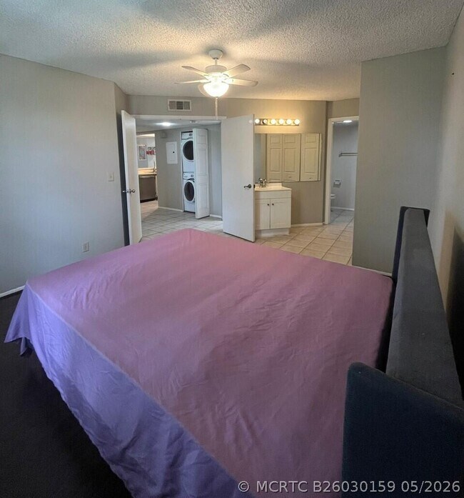 Photo - 1537 SE Royal Green Cir Unit E204