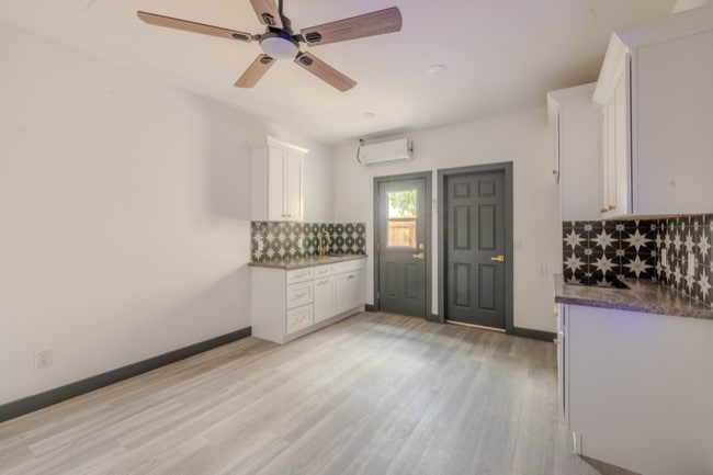 Photo - 3925 Verdugo Ln Unit 2