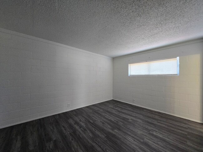 Photo - 2937 Stewart Ave Unit 2937 Stewart Ave #3