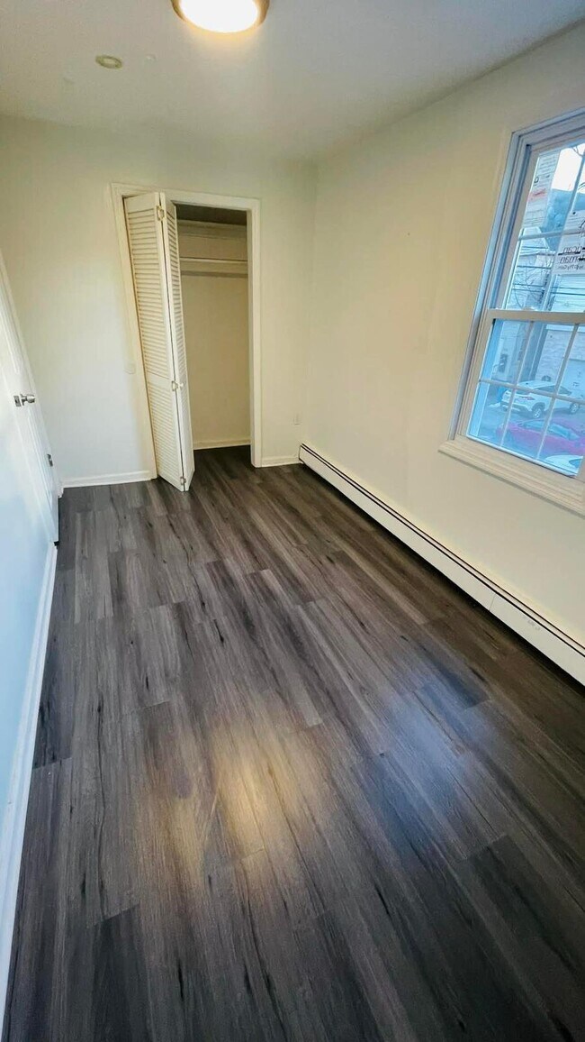 Photo - 1031 Flora St Unit 2