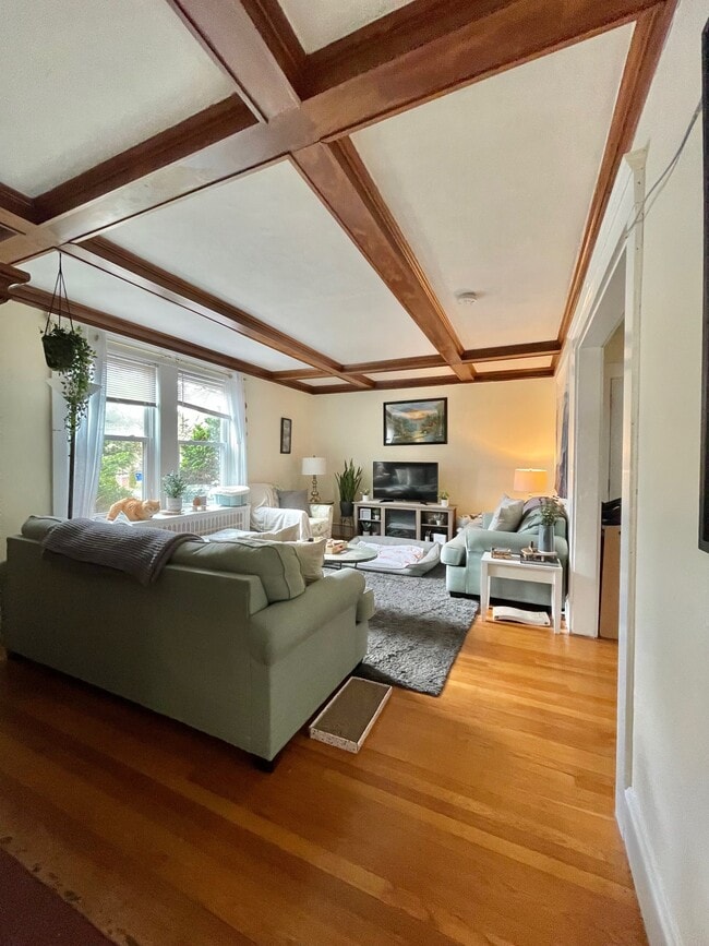 Photo - 43 Nottinghill Rd Unit 1