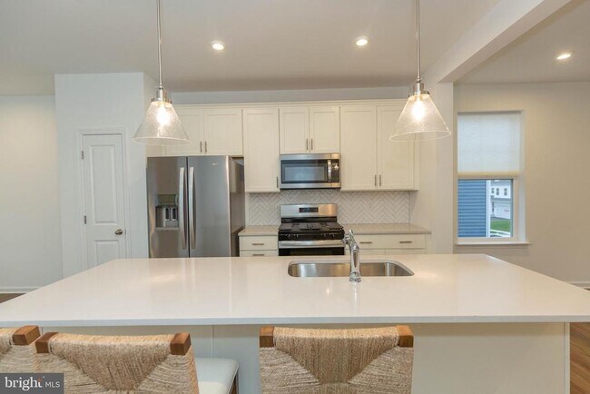 Photo - 767 Lord Fairfax St