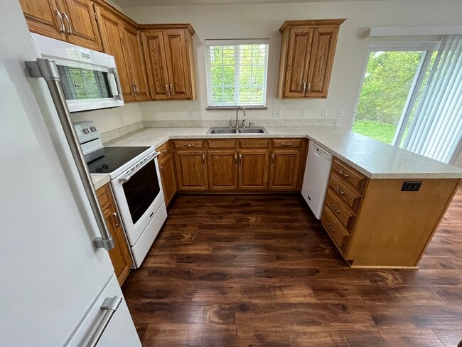 Photo - 1669 96th Ave