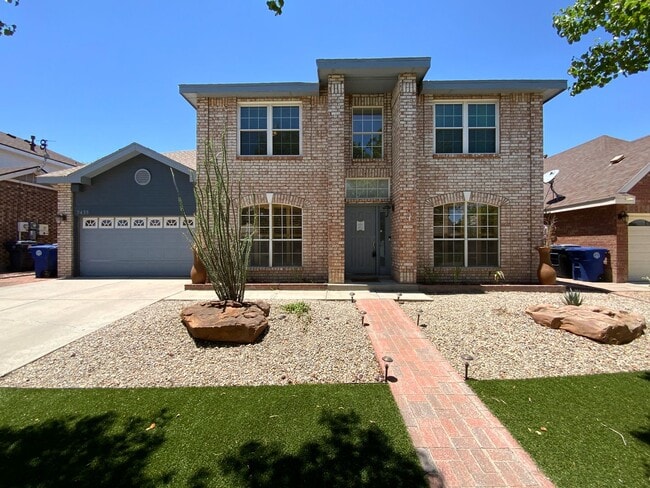 3 Bedroom Home Available Near Golf Course ... - 3 Bedroom Home Available Near Golf Course ...