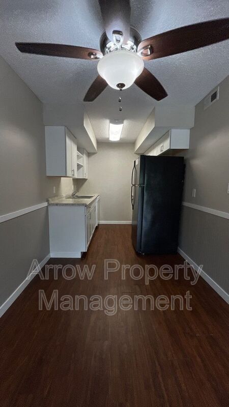 Photo - 3405 Holdrege St Unidad 204