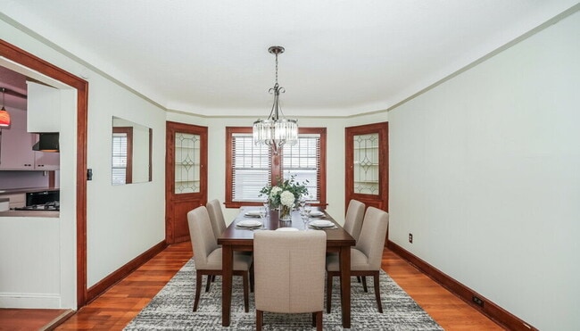 Photo - 3549 Bainbridge Rd