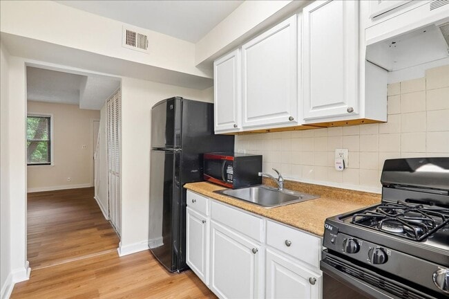 Photo - 4958 Just St NE