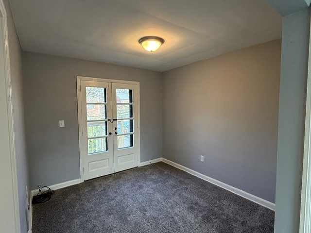 French doors leading to exterior balcony - 2062 Ridgeview Rd Unit Upper Arlington Garden