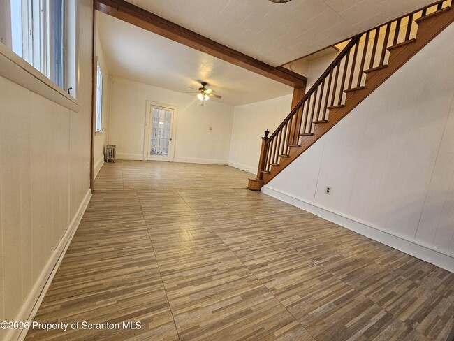 Building Photo - 423 E Lackawanna Ave