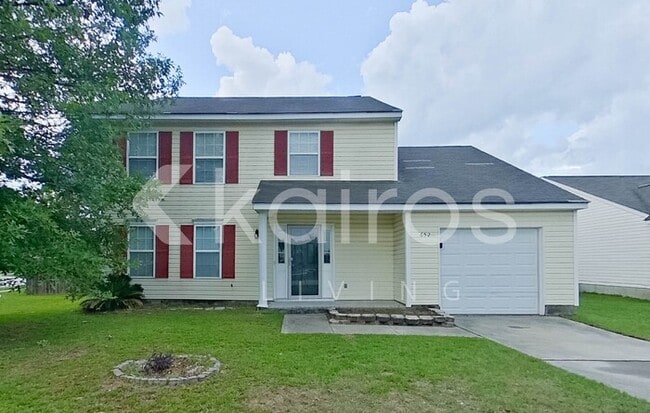 Building Photo - 652 March Ln