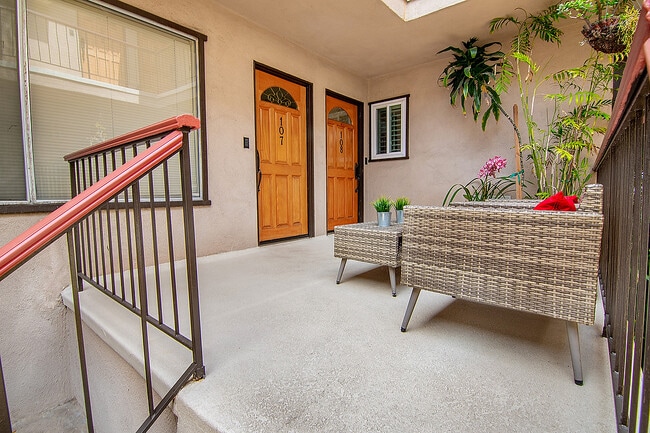 Photo - 1730 Camden Ave Unit 108