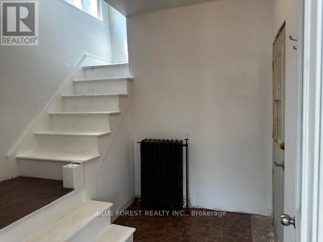 Photo - 379 Wharncliffe Rd S Unité Upper