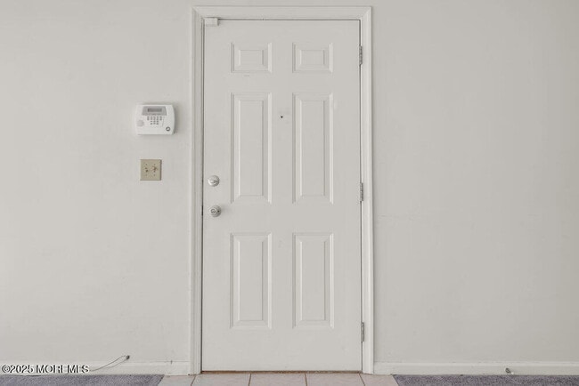 Photo - 25 Jockey Ln