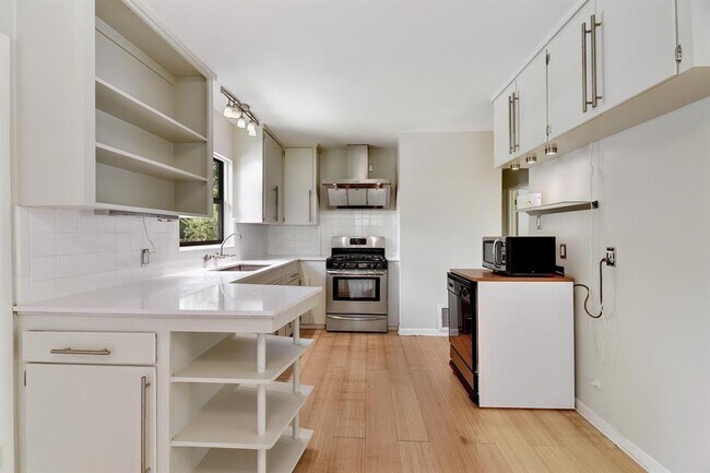 Photo - 4702 Philco Dr