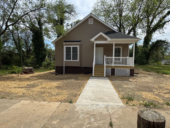 New construction 3 bed 2 bath with spaciou... - New construction 3 bed 2 bath with spaciou... Casa