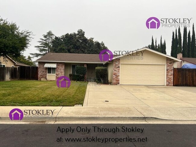 Photo - 580 Heather Pl