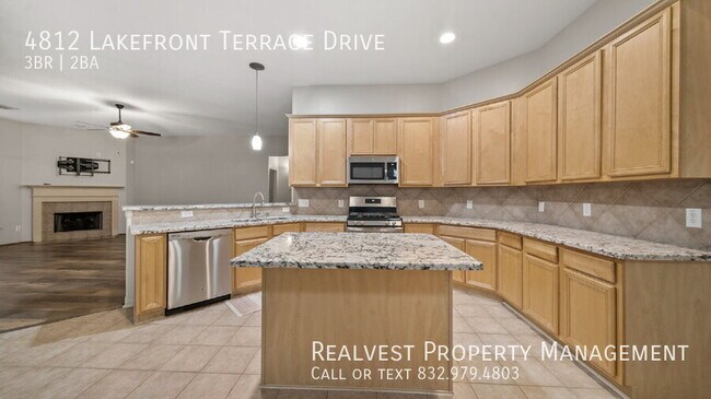 Photo - 4812 Lakefront Terrace Dr