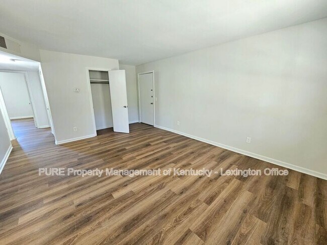 Photo - 459-120 Sycamore Ct Unidad 25