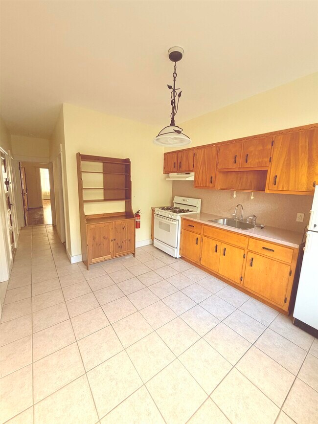 31 W 48th St Unit 1
