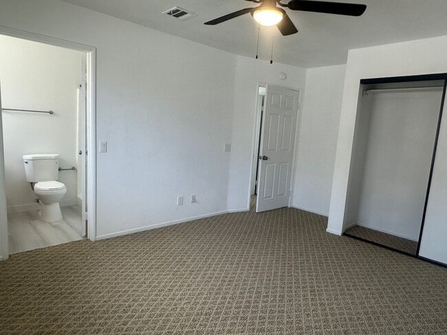 Photo - 9848 Sally Ave Unidad 2