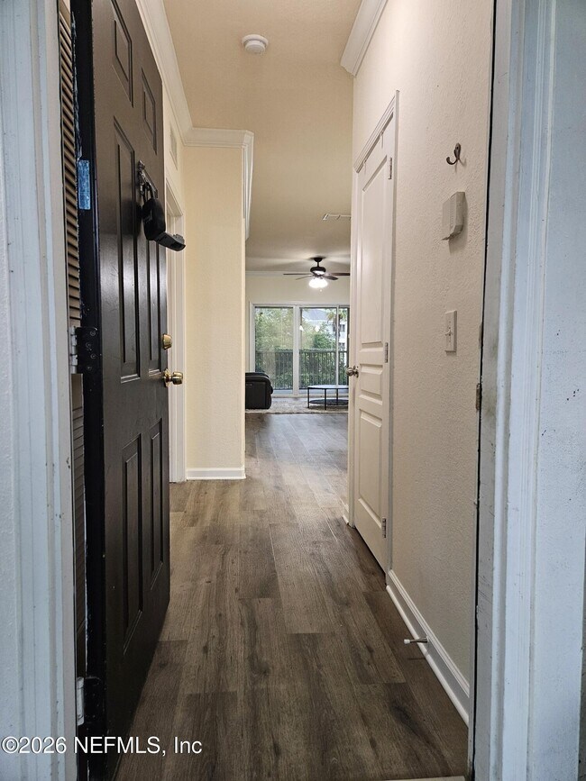 8290 Gate Pkwy W Unit 135