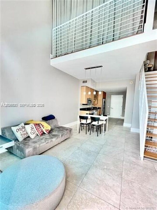 Photo - 60 SW 13th St Unidad 60 SW 13th St # 2002