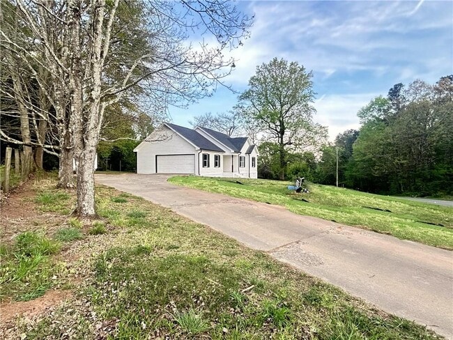 Photo - 3590 Chamblee Gap Rd