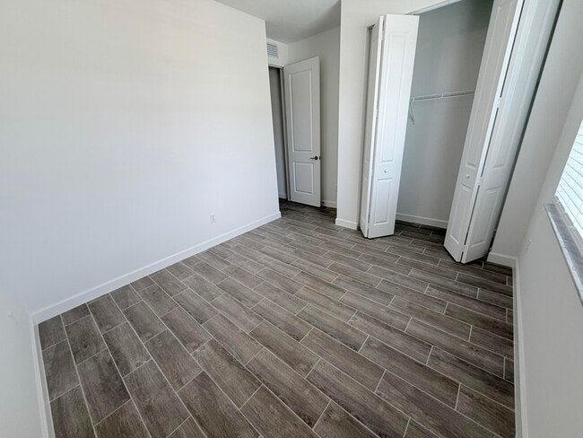 Photo - 2955 Spanish Cedar Pl