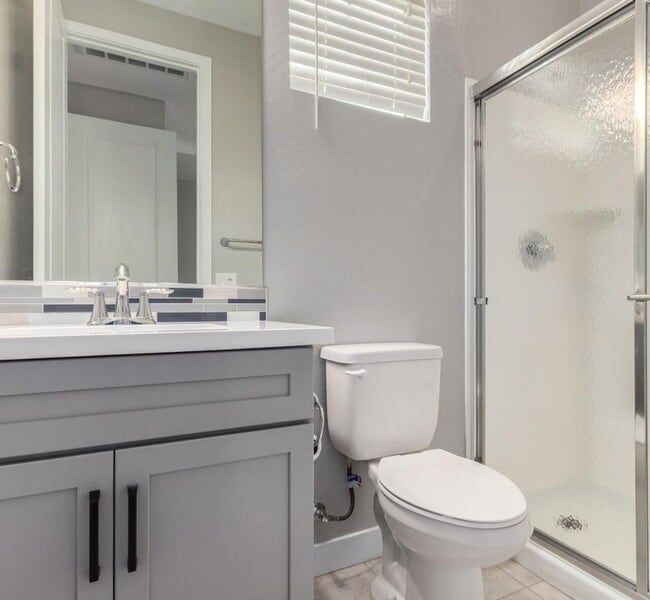 Photo - 1099 N 70th Way