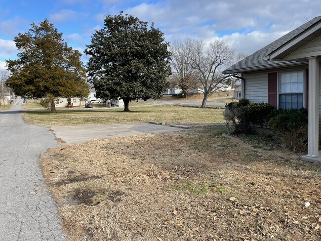 Photo - 205 Ruth Ave