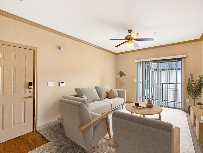 Photo - 2303 Louisiana St