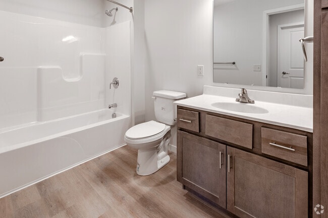 2BR, 1.5BA - 1,050SF - Second Bathroom