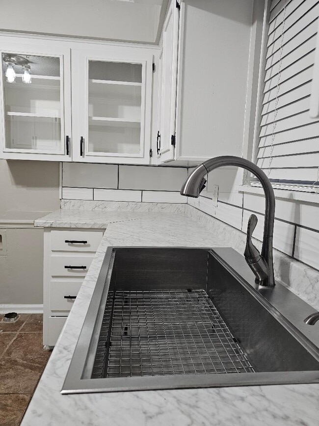 Photo - 8013 Oak Ridge Rd