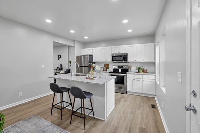 Luxury granite countertops kitchen - 187 N Harris Ave Townhome