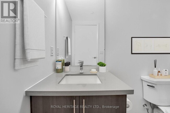 Photo - 16 McAdam Ave Unité 311