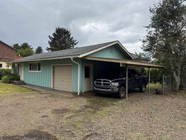 Photo - 3 Bedroom House in Quiet Neighborhood