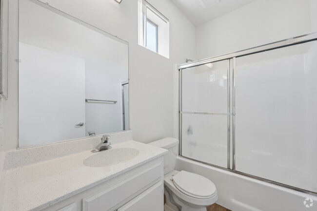 2BR, 2BA - 1040SF - Second Bathroom - Northpoint Apartments at CSUN