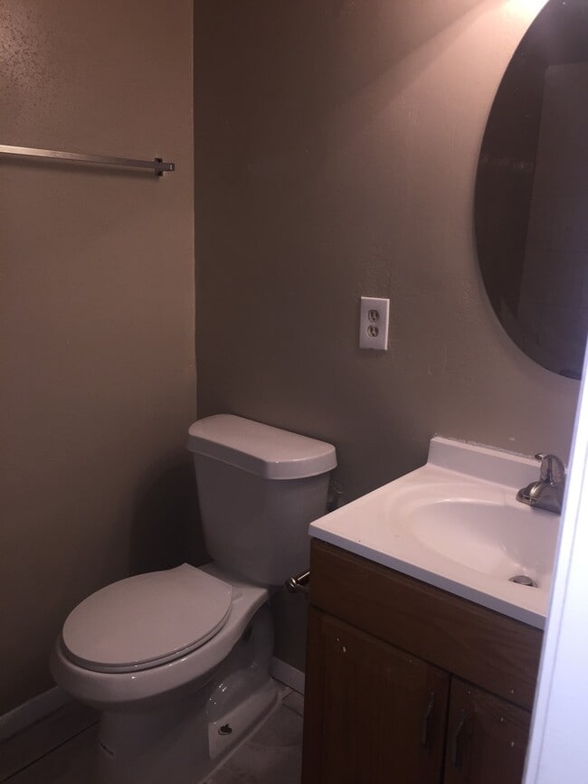830 Sky Lake Cir