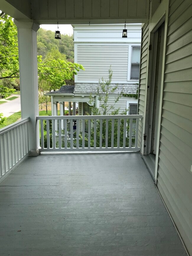 123 Elm St Unit 1st Floor