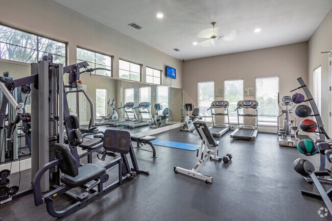 Gimnasio - Waters at Bluff Springs